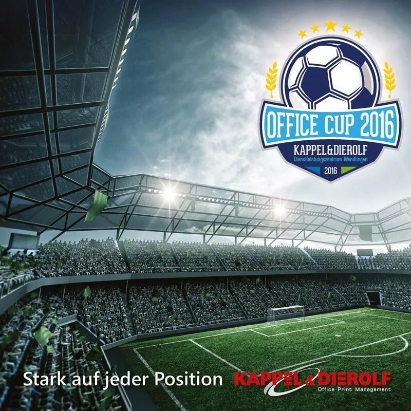 Ein leeres Fußballstadion mit einem Fußball-Logo Office Cup 2016 und dem Slogan Stark auf jeder Position.