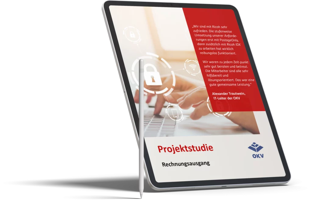 Tablet mit Anzeige einer Projektstudie zum Rechnungsausgang, inklusive Tastatur, Schloss-Symbolen und Zitat von Alexander Trautwein, IT-Leiter OKV.